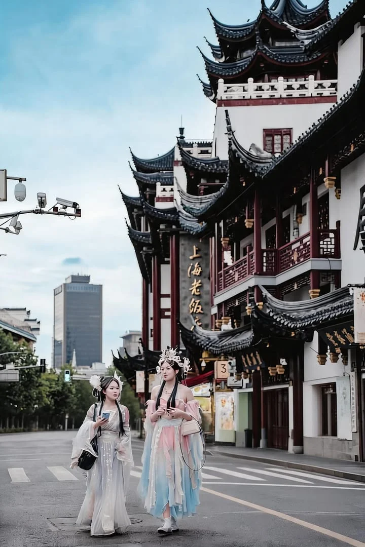 五一景区照全是人人人？这个指令把我从照片里解放出来了 修图后